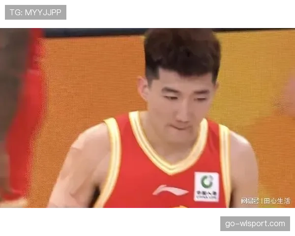 孙铭徽这日常,看着和球场上完全两个人,豪车豪宅背后竟这么接地气? 孙铭徽这日常,看着和球场上完全两个人,豪车豪宅背后竟这么接地气?
